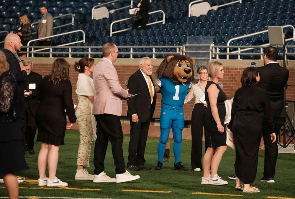 Gala de construcción de puentes de 2025